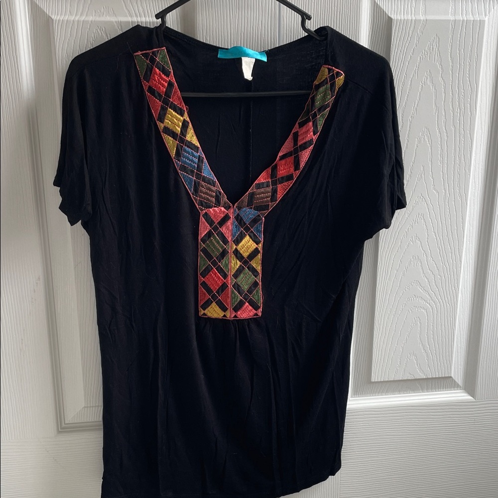 Buttons Black Tee with Multicolor Plaid Accent